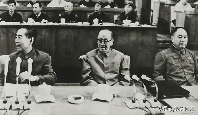 从*战野**军军长到*共中**中央副主席，*德生李**的三度“意外”任职