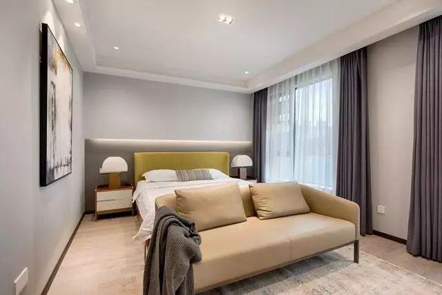 装修新房睡觉的衣服放哪里,卧室装修放衣服的地方在哪