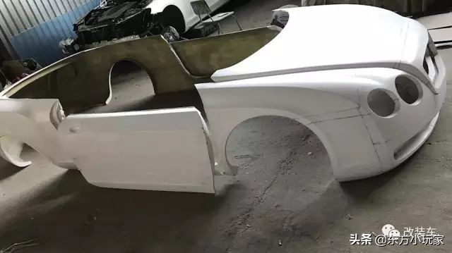 3万块的二手车爆改成300万宾利，这是真正的撩妹神器