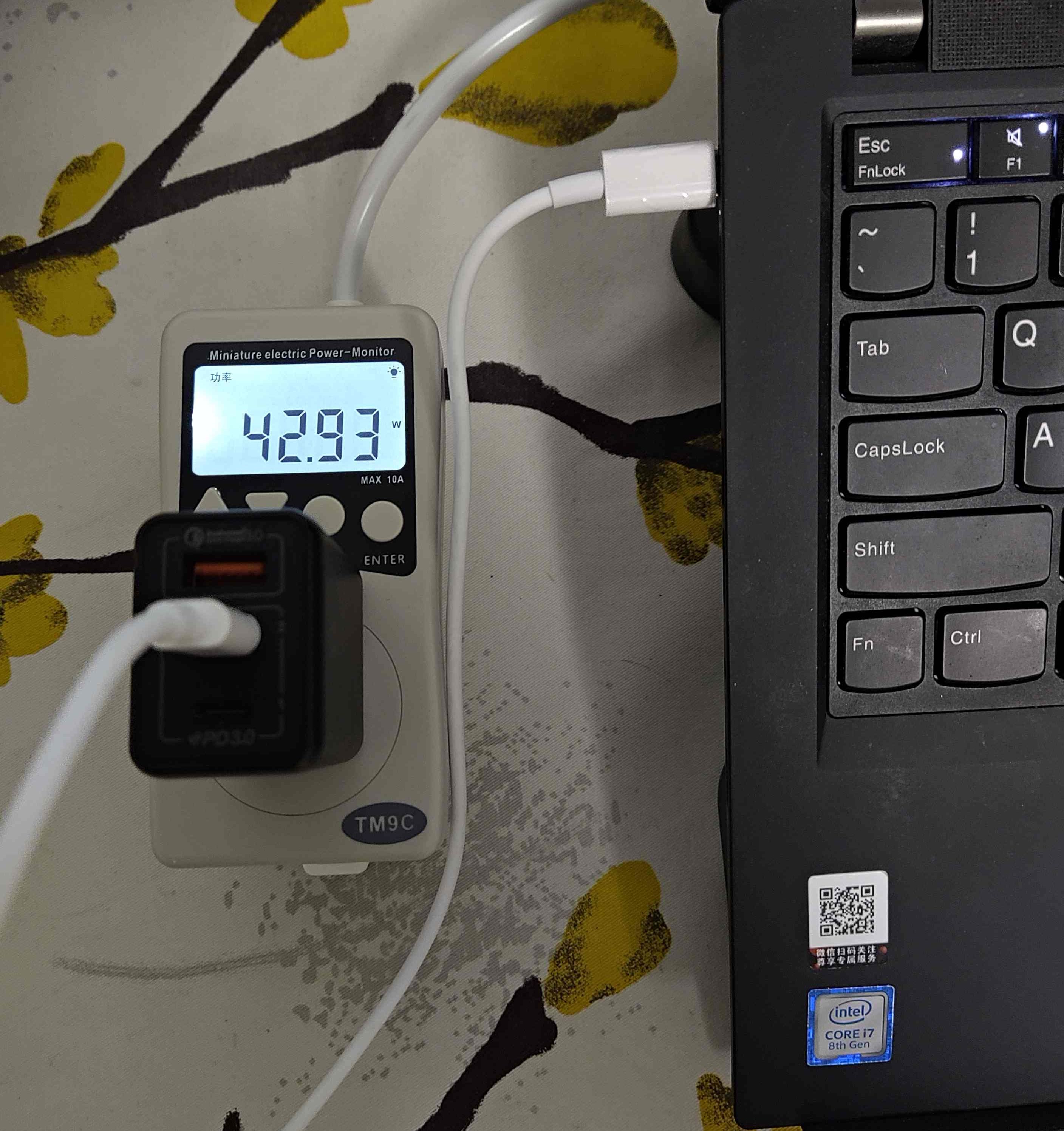 摩米士100w氮化镓和绿联100w氮化镓,momax摩米士65w氮化镓无线充电宝