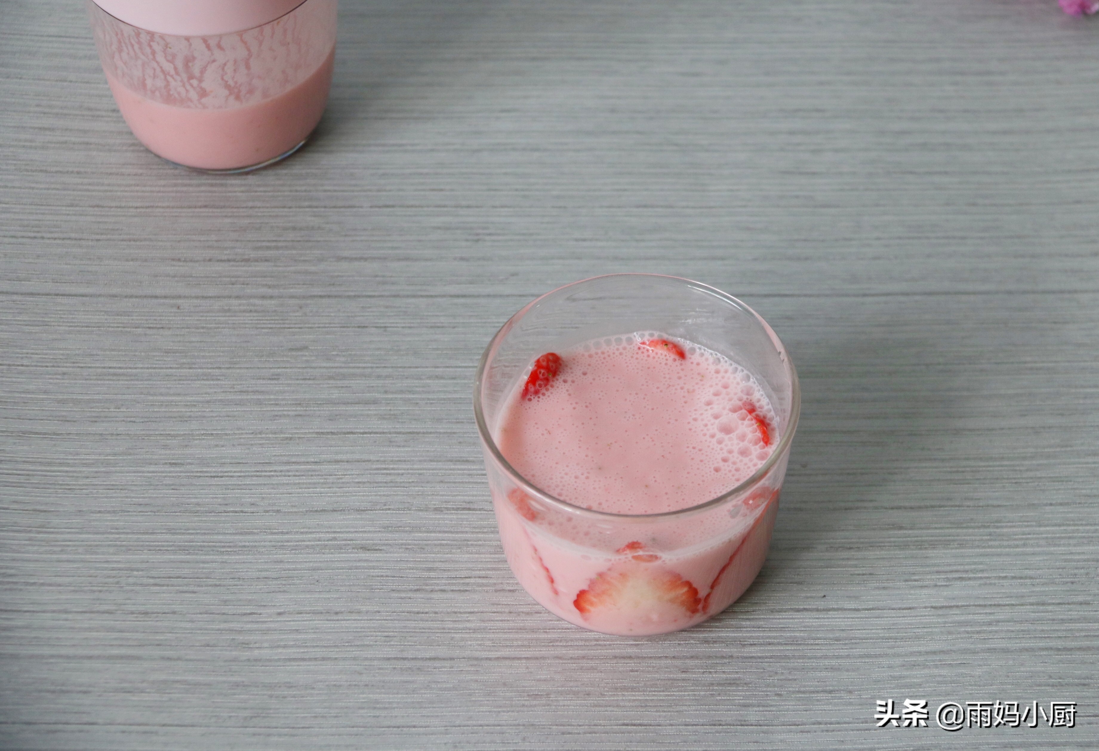 自制水果奶昔的家常做法,简单自制水果奶昔减肥法视频