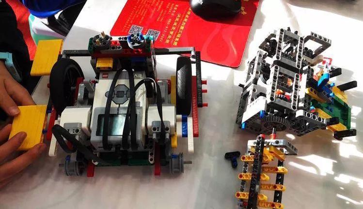 西安市青少年机器人,全国小学生机器人比赛西安