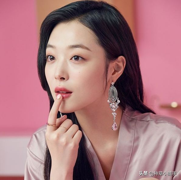 盘点抖音超火的十款国产眼影,2022最火大牌的眼影爆款