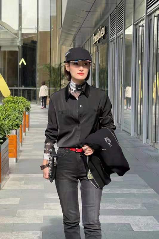 淡雅而高贵简单而干练气质出彩玛丝恩迪为你量身定做