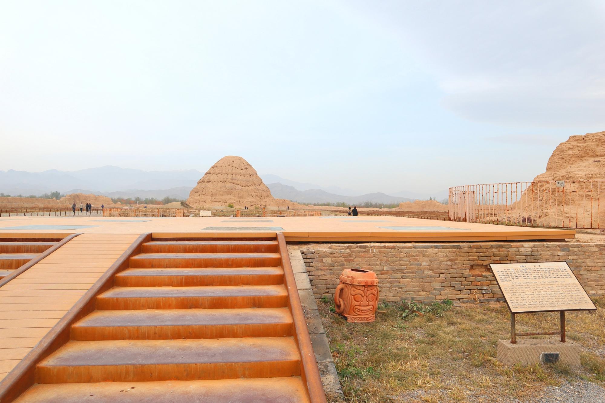 银川的西夏王陵,银川西夏王陵