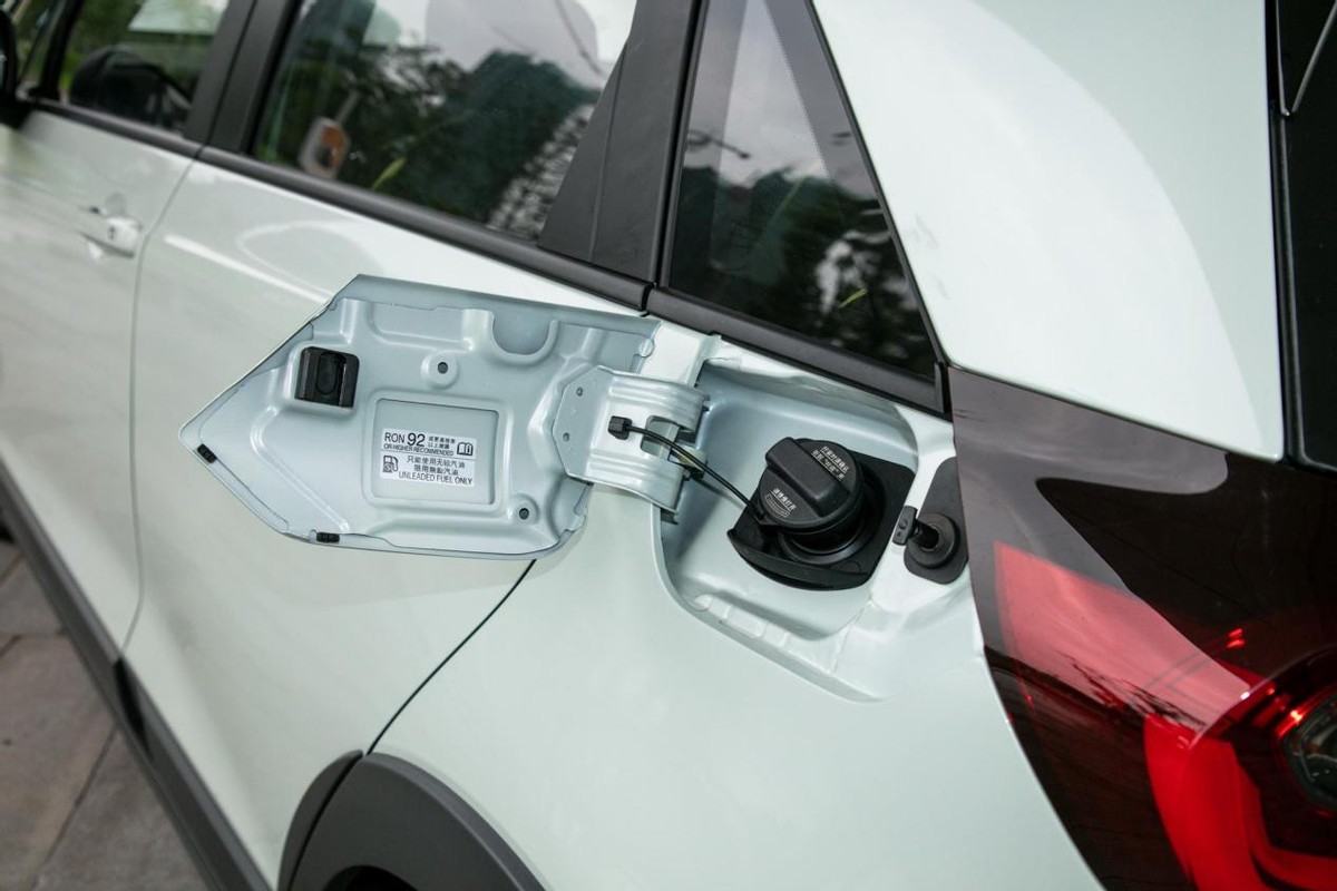 一公里油钱3毛,一公里油钱0.47