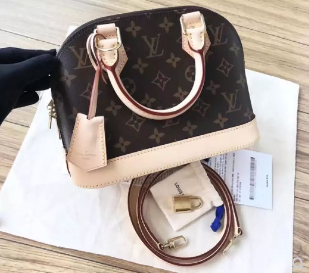 揭秘百亿暴利黑产：成本200敢卖10万，为何还有无数人抢着买？