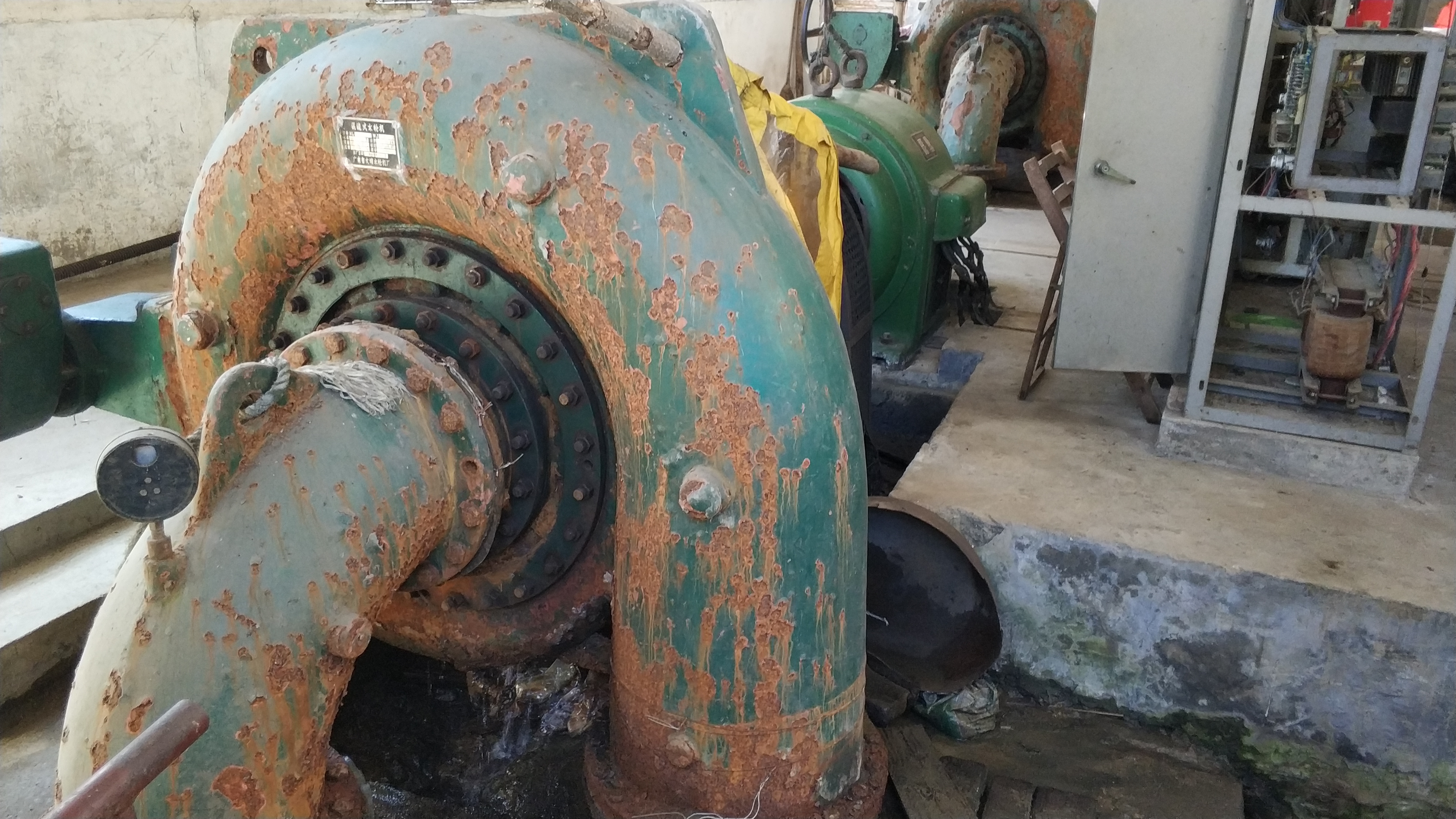 给大家展示一下什么叫做“金山药岭名茶地，竹海栗园水电乡”