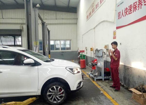 2020年提新车4s店需要给什么资料,上4s提新车的时候要查看哪方面