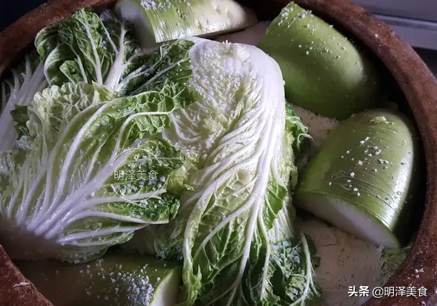 最好吃的牛肉萝卜馅饺子的做法,家常萝卜馅饺子做法