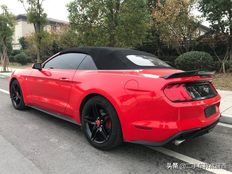福特野马敞篷二手价格,平民跑车野马科迈罗