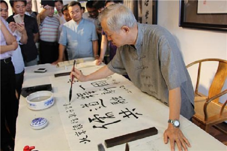 曾仕强说真的有鬼神吗,曾仕强讲的遇到鬼怎么办