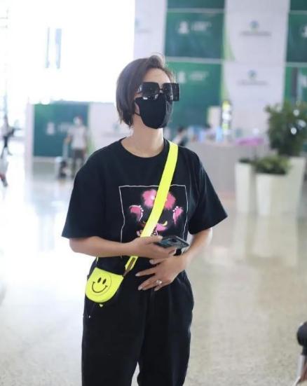 牛莉穿粉红色大衣,牛莉惊艳的古装造型