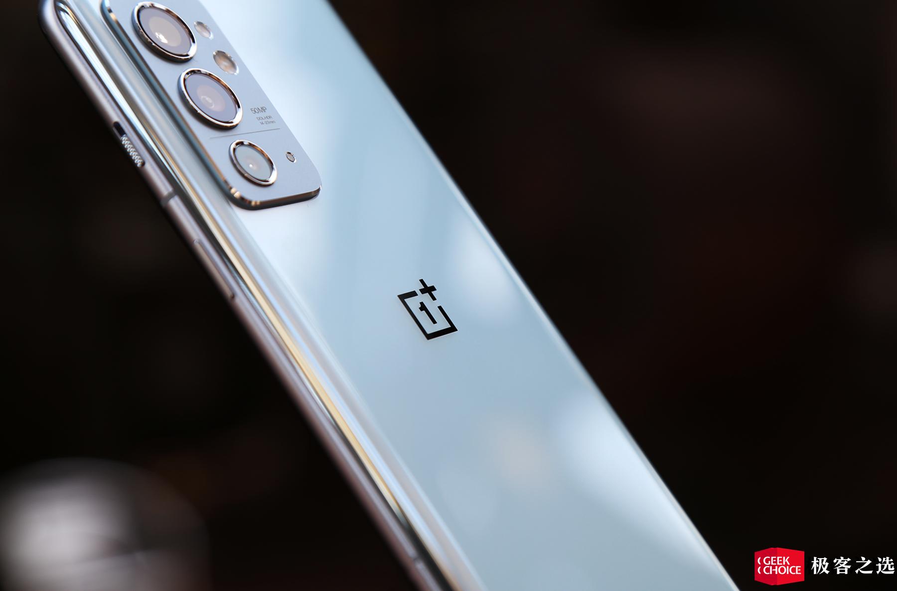 一加9RT体验:用上全新E4直屏和ColorOS12,直屏*党**的新选择?