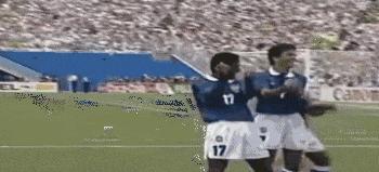 荷兰队和巴西对攻,94年世界杯荷兰比赛