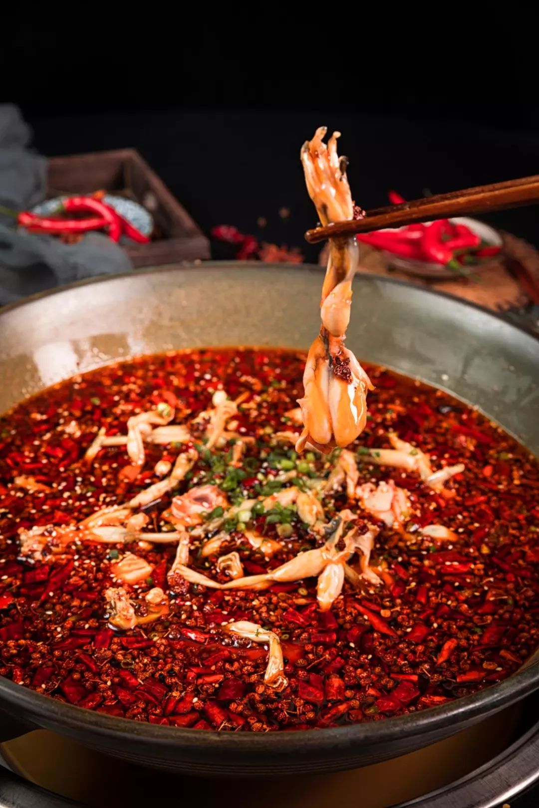 美食江湖又杀出了一对新CP~武汉仅79元抢味小宝砂锅蛙蛙鸡2人餐