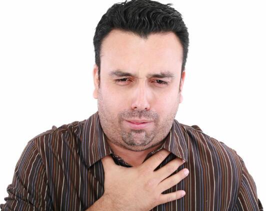 四个因素致“颈椎病”发病，小心颈椎病诱发4大并发症，别忽视