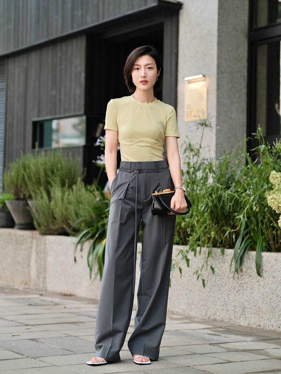 阔腿裤怎么配气质上衣,上衣穿什么搭配阔腿裤