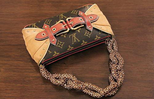 代购实体店真实利润,代购黑色产业链