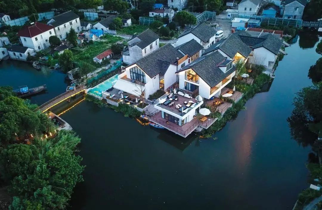 枫桥夜泊和七里山塘夜景,夜晚苏州枫桥夜泊