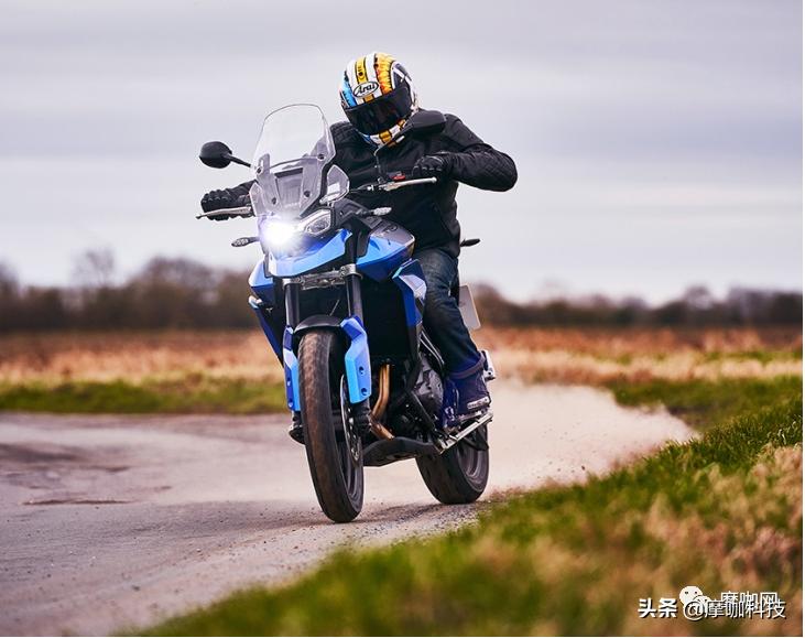 2024凯旋小老虎新车测评,凯旋tiger850sport对比宝马f850gs