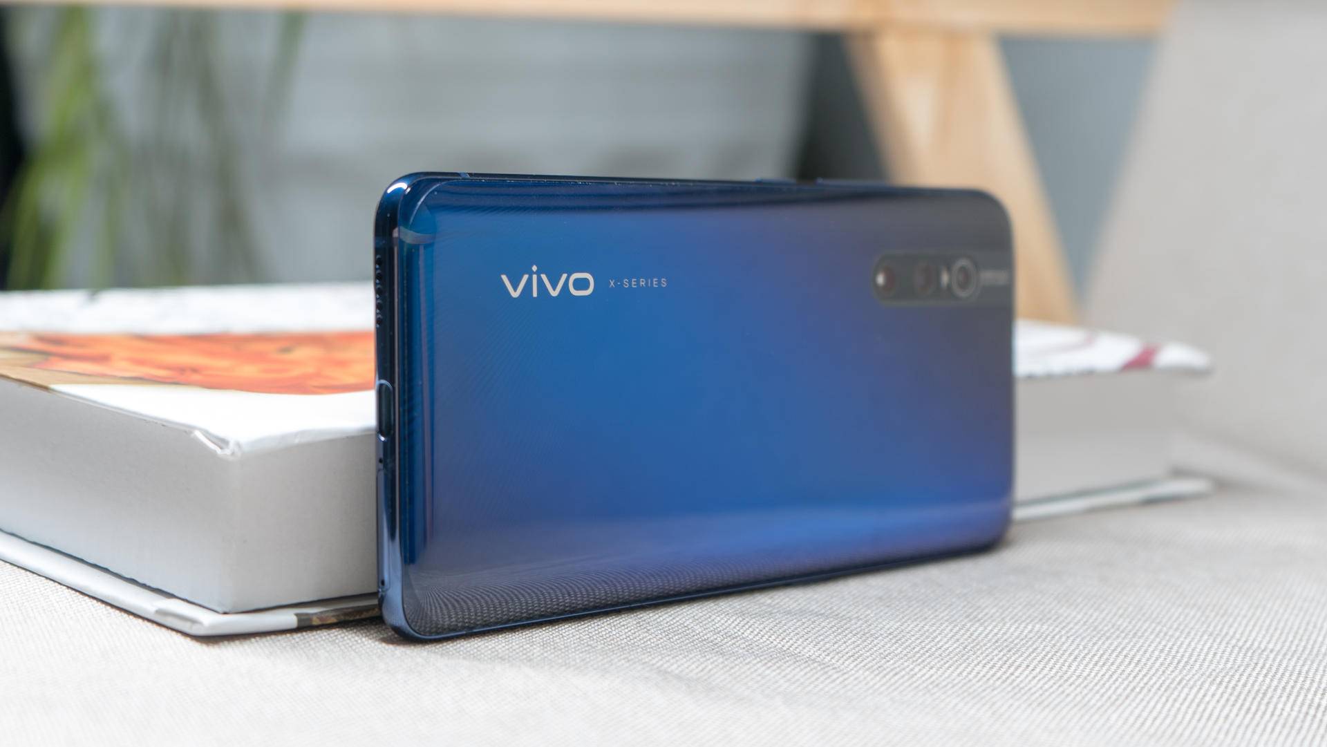 vivox27搭配零界全面屏设计,vivo最美旗舰手机x27全方面解析