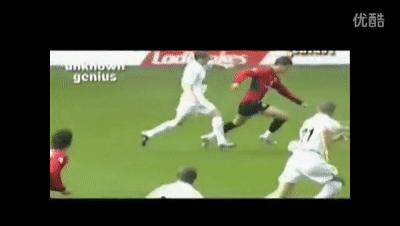 球王也假摔？盘点C罗假摔