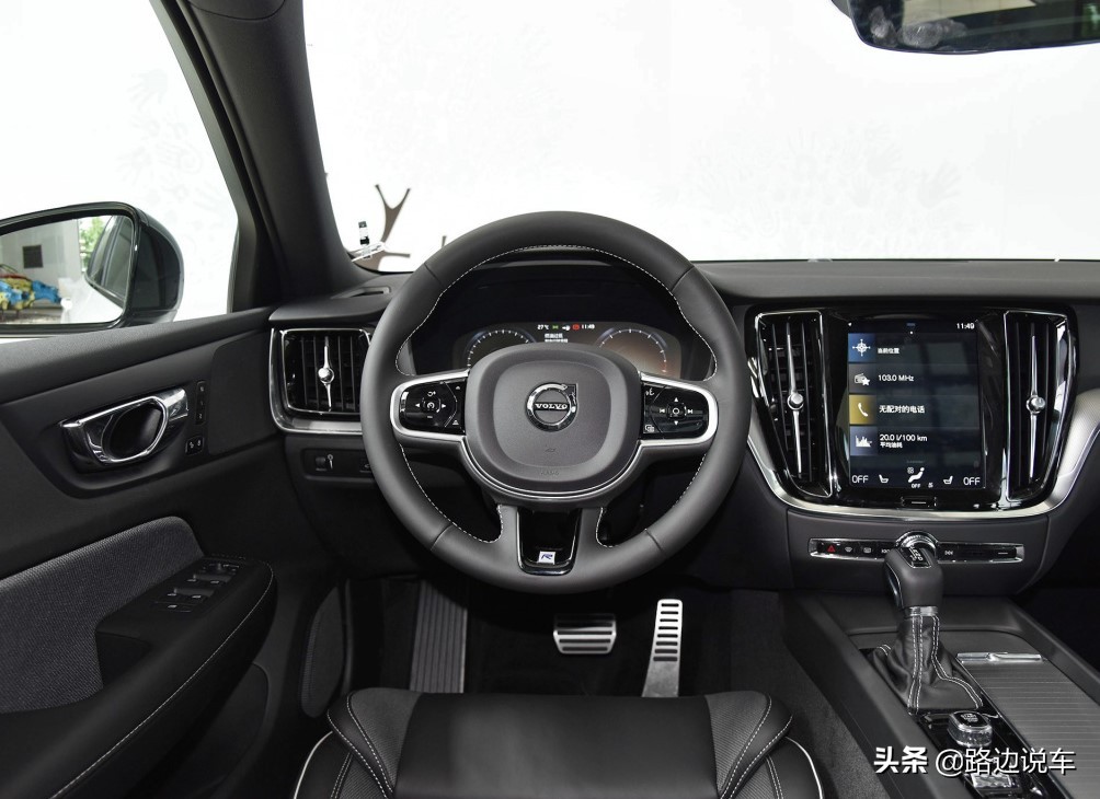 买了沃尔沃V60，不如想象中完美，简单分享提车价格和用车感受