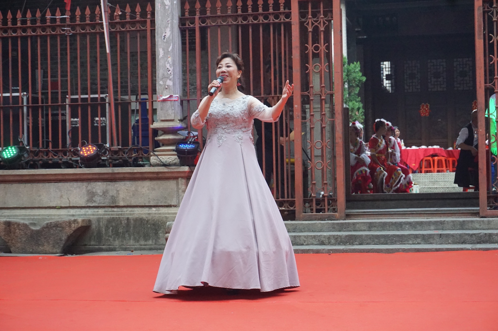 天河｜热闹！一洞公祠重阳敬老摆70多围，老人家笑到“见牙唔见眼”