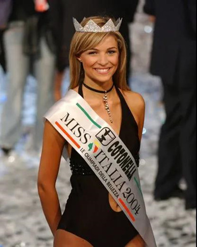 欧洲杯现场看球主播,欧洲杯美女网红