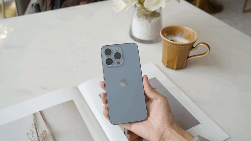 远峰蓝iphone13pro真的假的,iphone13pro远峰蓝边框会刮花吗