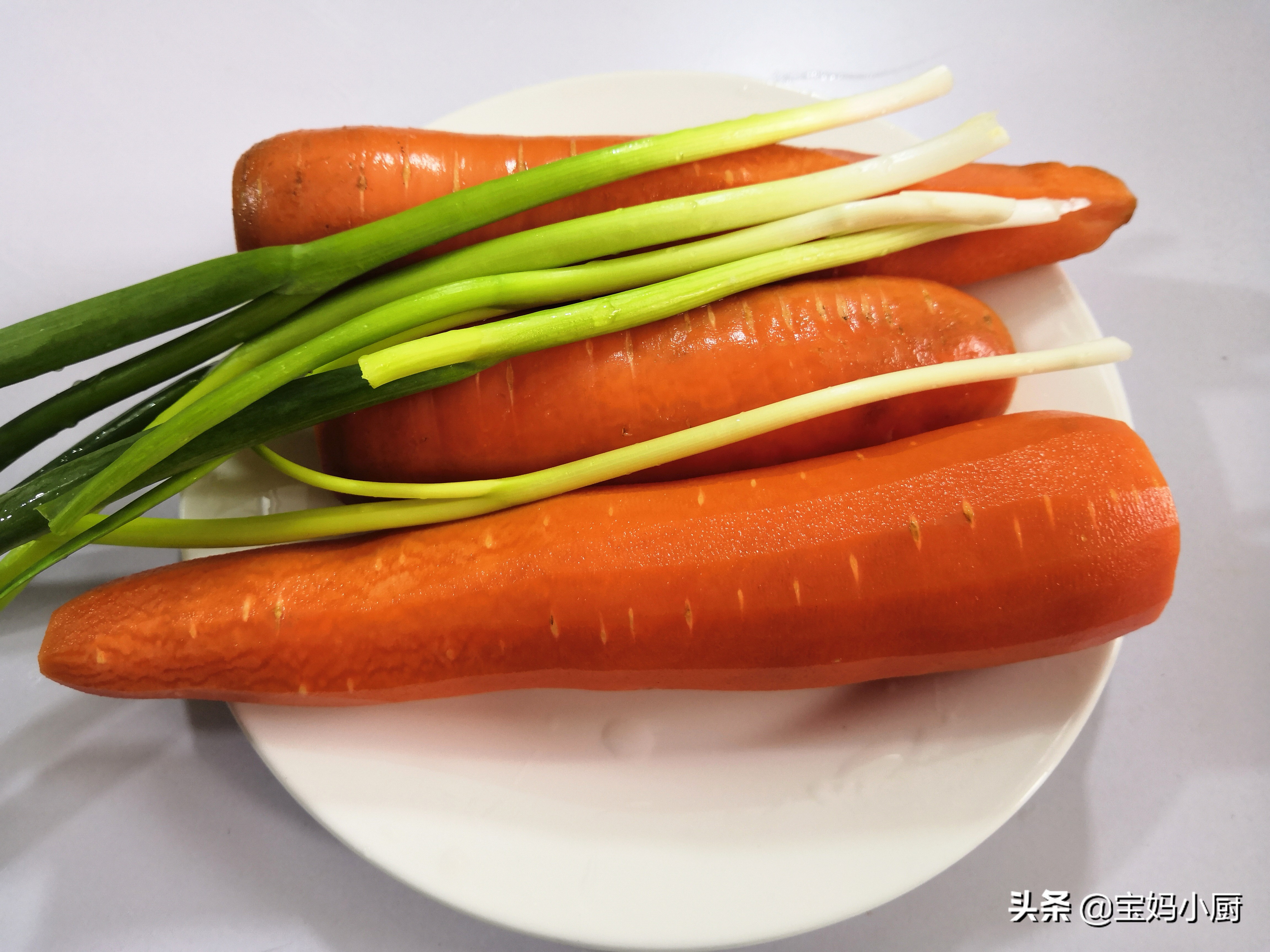 在家早餐小笼包子做法,自制香喷喷的包子和家常菜