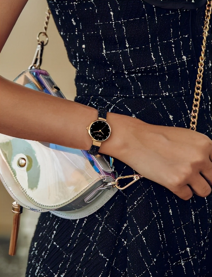 张慧雯参加dior活动,张慧雯夏日风衣