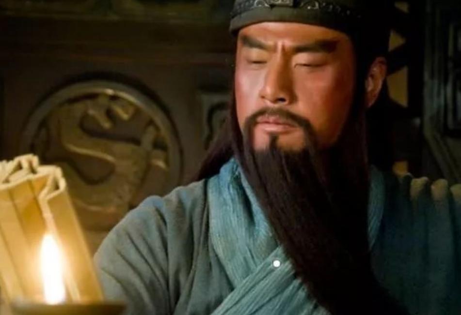 关羽的雕像都是闭着眼睛的,关羽雕塑有什么讲究