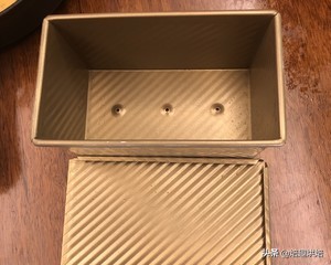 不用冰激凌粉怎么做奶味冰激凌,怎么做冰淇淋烤面包