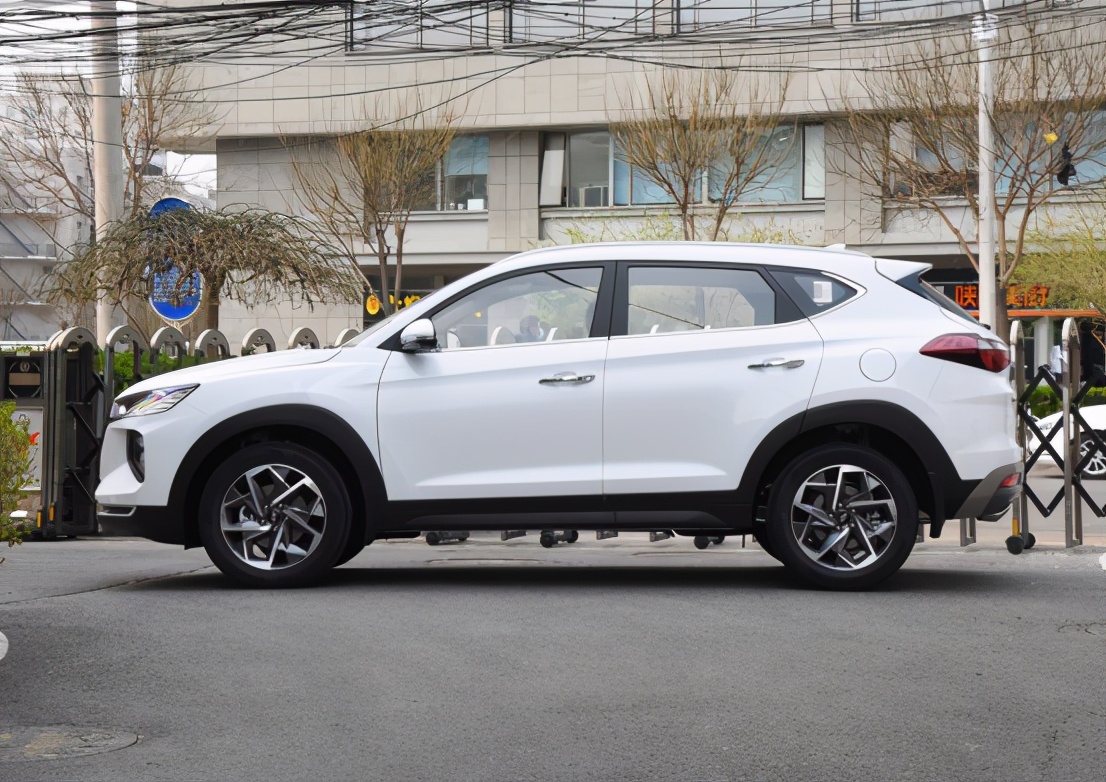 现代途胜l1.5t深度测评,新款现代途胜到店1.6t引擎6mt