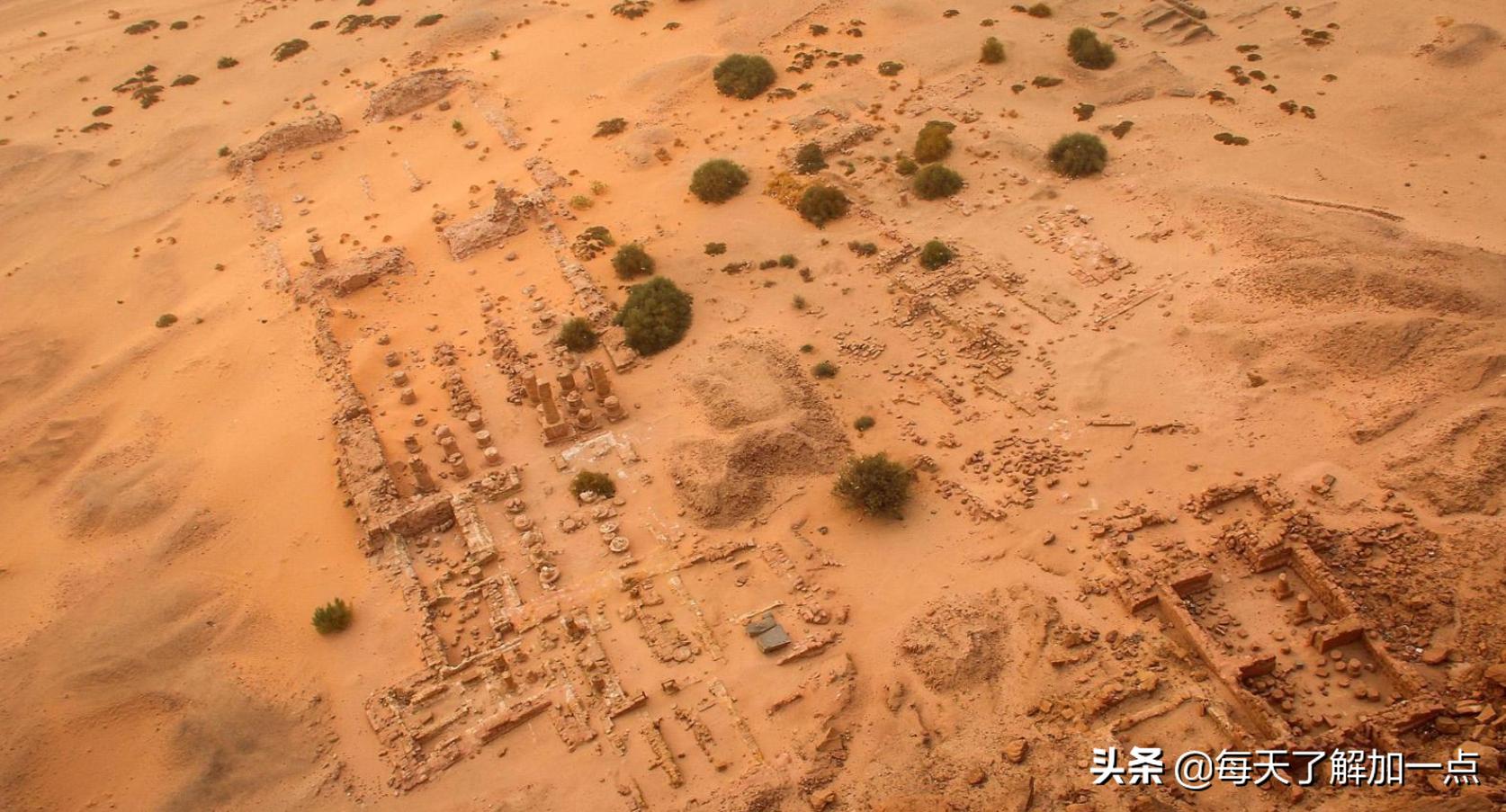 探秘古埃及神秘的金字塔建筑,考古学家发现金字塔遗迹