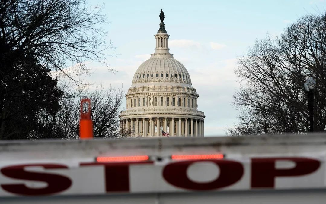 美国为什么会欠那么多债,美国欠我国国债什么时候还款