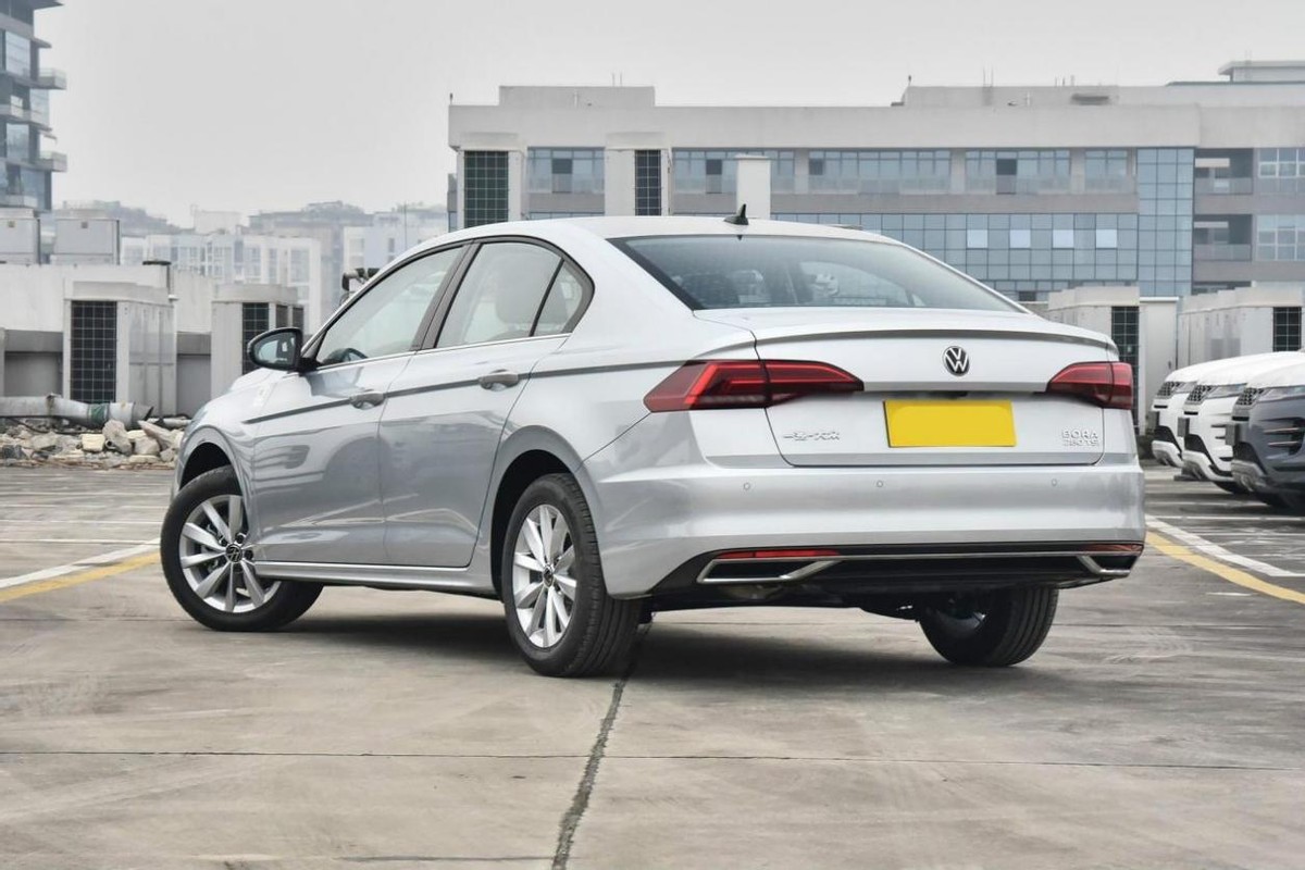 油耗只有5的车,宝来选哪款车性价比高及实用