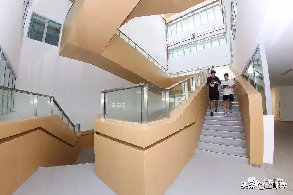 沪10大“美哭了”的公办小学,环境设施赶超民办!第一所就膜拜!