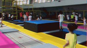 深圳龙华大浪炫飞蹦床乐园,深圳龙华区蹦床公园