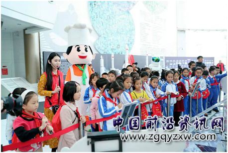 深圳五一灯光秀市民广场,深圳街头时尚秀