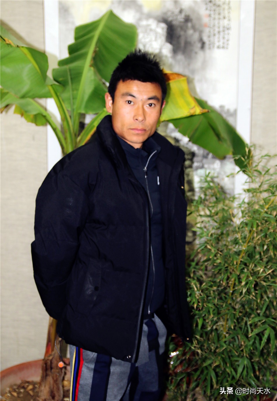 天水“轮胎哥”出发*藏西**，金龙大酒店携媒体、粉丝送上祝愿