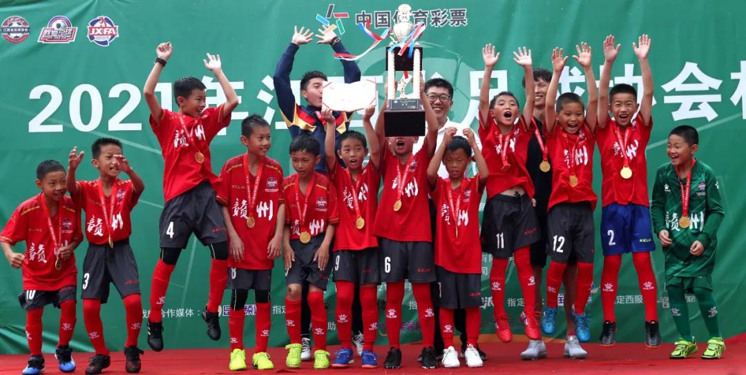 李威宇获全运会入场券,李威宇蝉联全国冠军