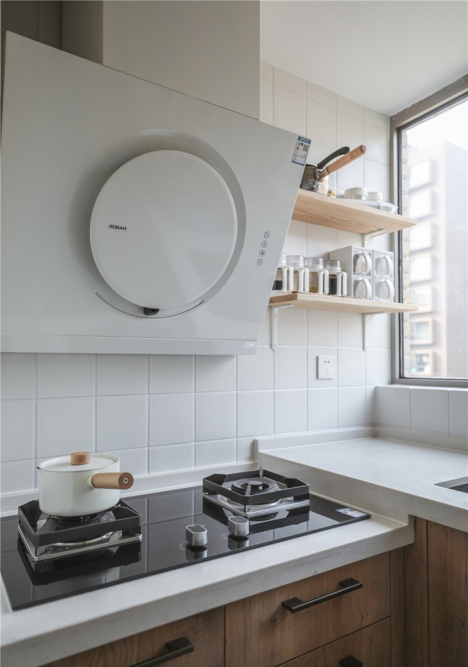 抽油烟机侧吸和直吸哪个吸力好,抽油烟机买顶吸还是侧吸好用