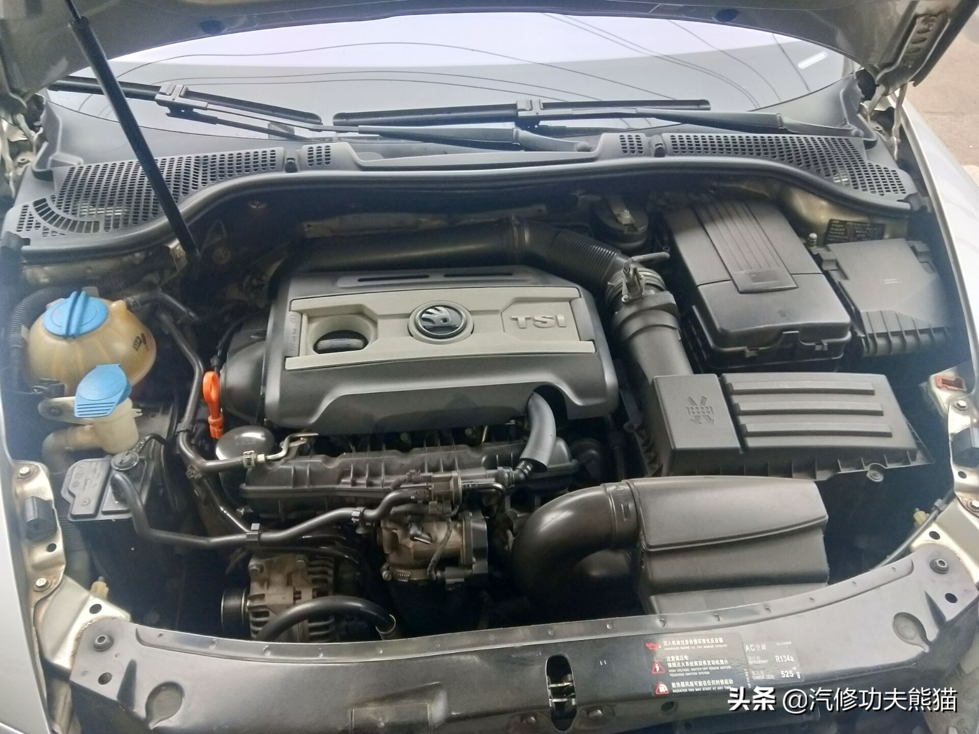 10年斯柯达明锐2.0的烧机油不,12年斯柯达明锐rs烧机油严重吗