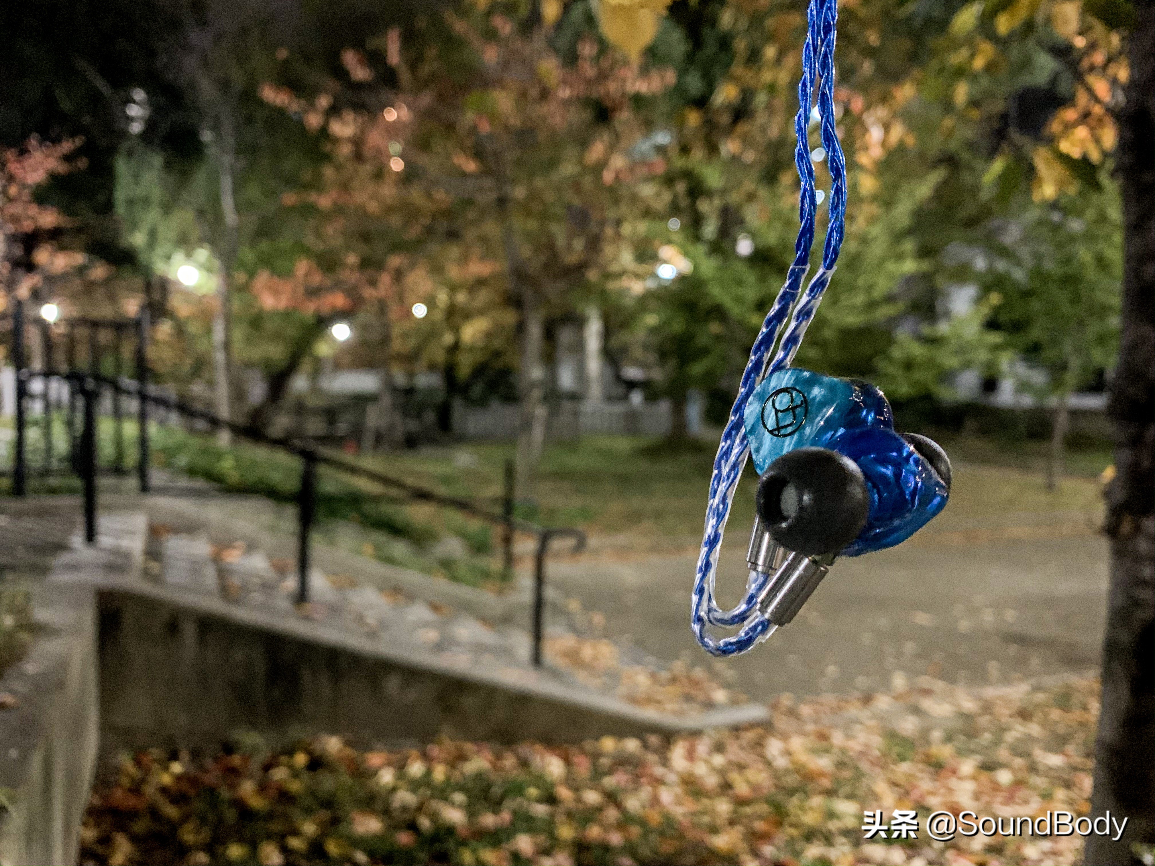 娆ц嫢鎷塧urora娴嬭瘎,娆ц嫢鎷塧urora璇勬祴