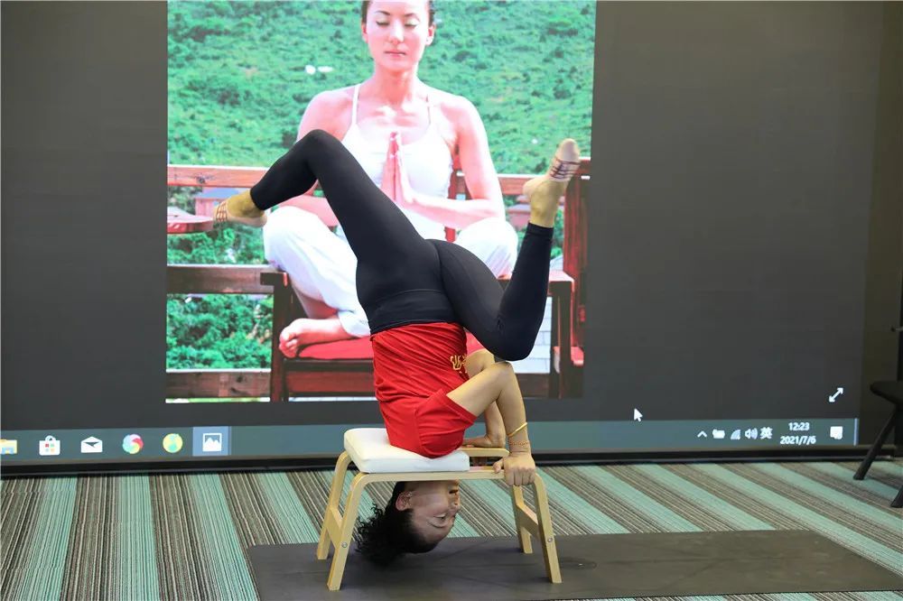 景丽瑜伽理疗视频,景丽瑜伽全集完整版