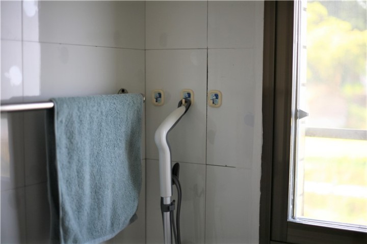 旧地板怎样擦让它焕然一新,高端户外塑木地板焕然一新