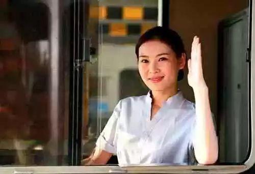 高速收费员为什么工资不高,高速公路收费员为什么那么累